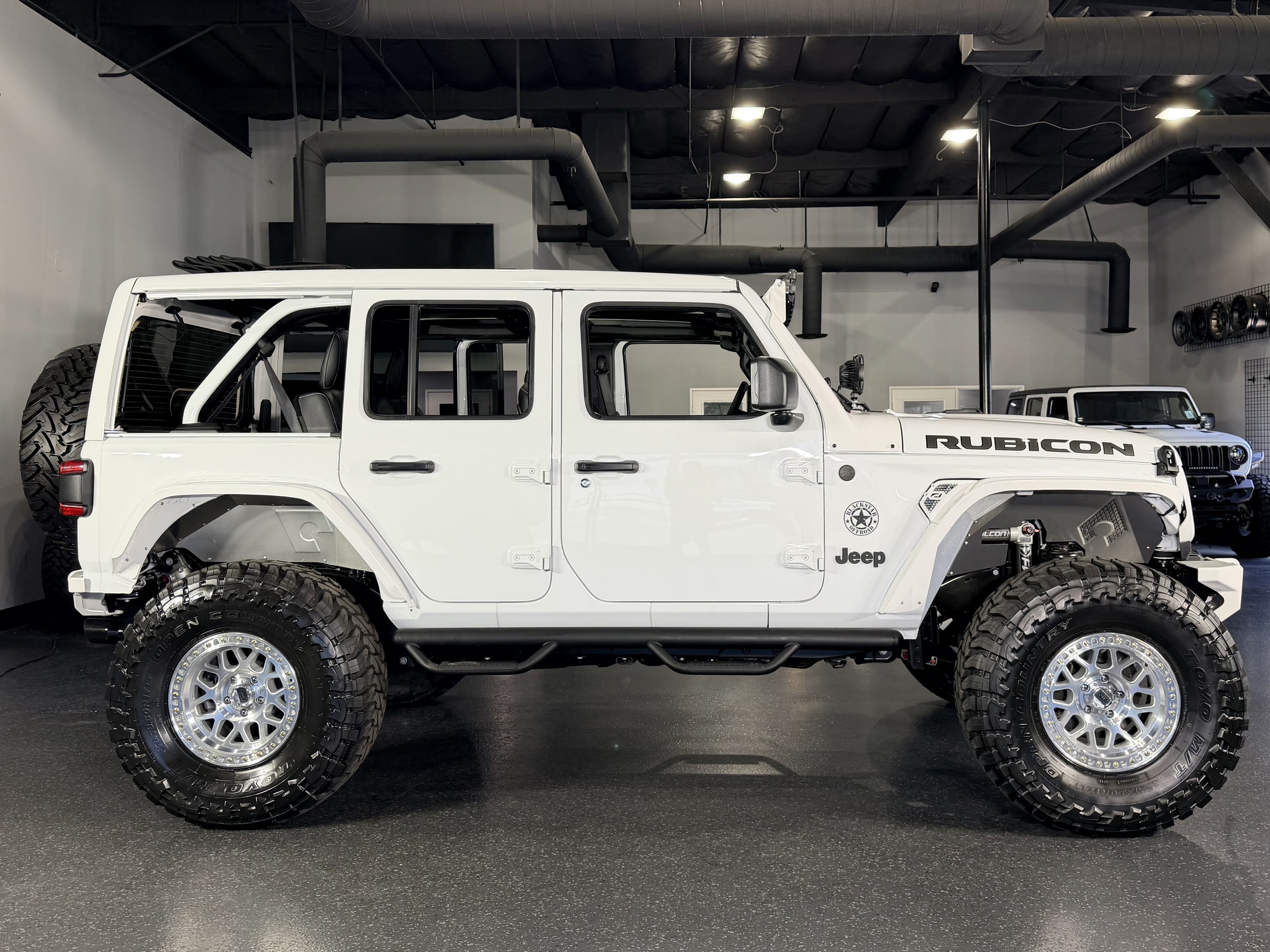 jeep wrangler 4xe 2025 1C4RJXR64SW587078 image
